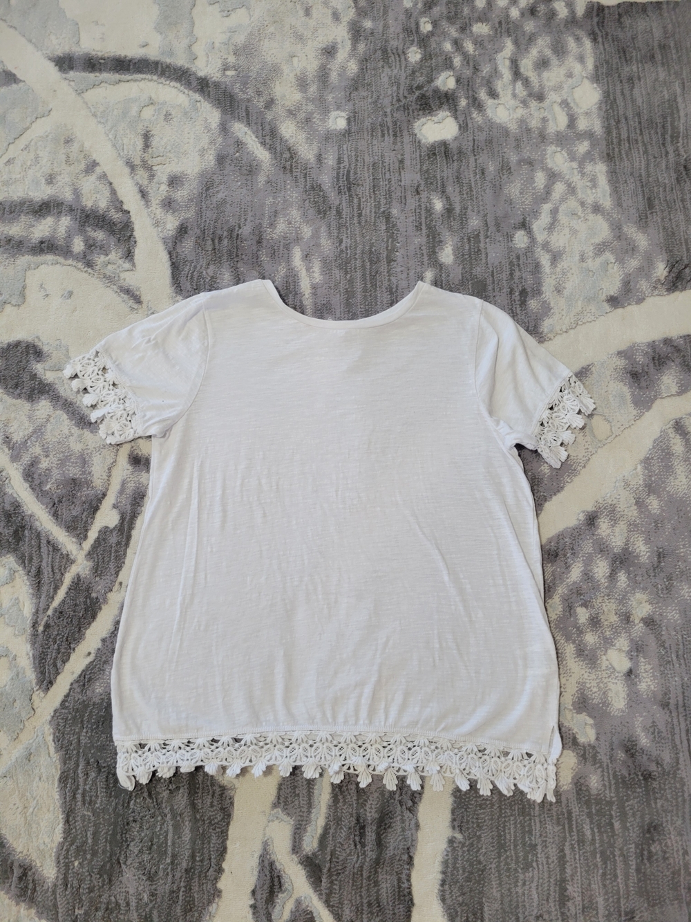 Warehouse White Short Sleeve Tee with Subtle Texture Size L